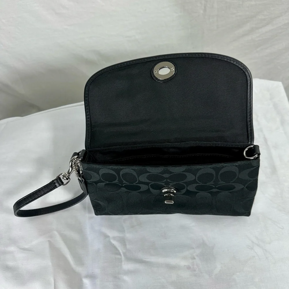 Black Coach Wristlet Purse - Picture 4 of 4